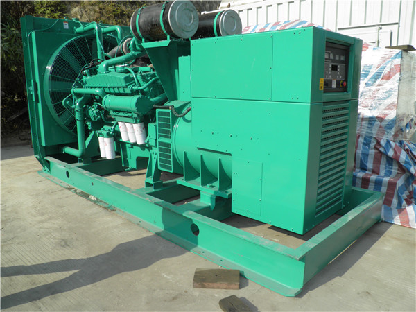 江阳出租发电机 发电机组厂家：柴油发电机组的控制屏的作用是什么？