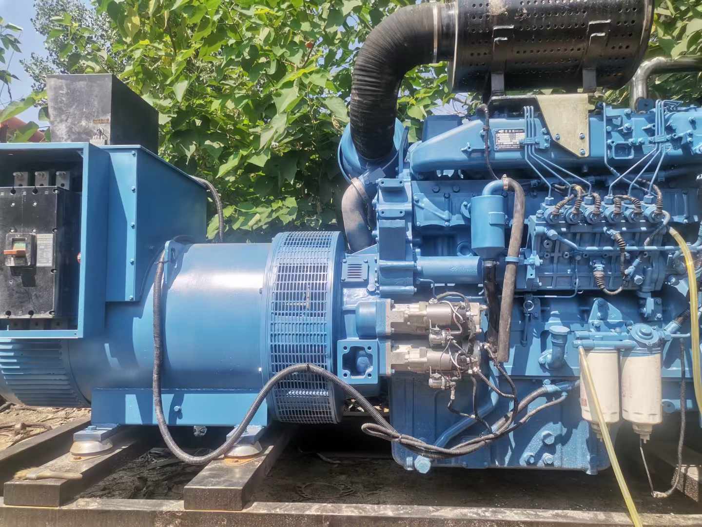 江阳详细说明降低 800kW 柴油发电机输出电流波动的方法